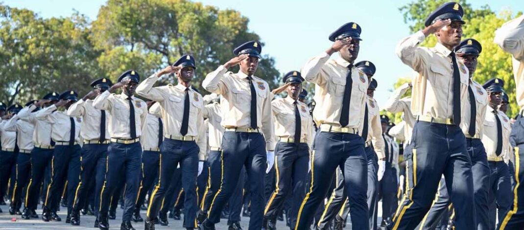 Sécurité : 877 nouveaux agents formés pour renforcer la Police nationale