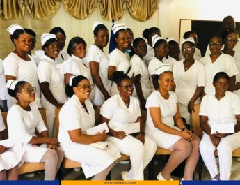 Le gouvernement remet des lettres de nomination aux infirmières et infirmiers dans le département du Nord-Ouest