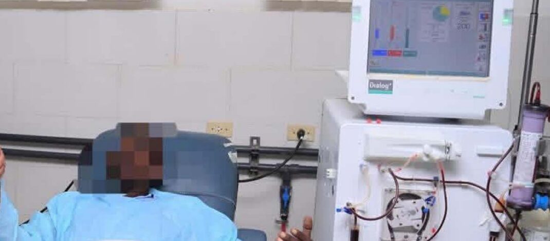 Dialyse aux Cayes : le coût des traitements dénoncé par Robenson René comme insoutenable