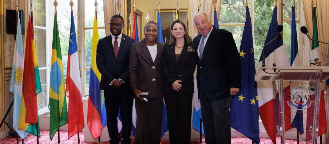 L’Ambassade d’Haïti en France salue l’honneur accordé par le Sénat français à Melchie Dumornay
